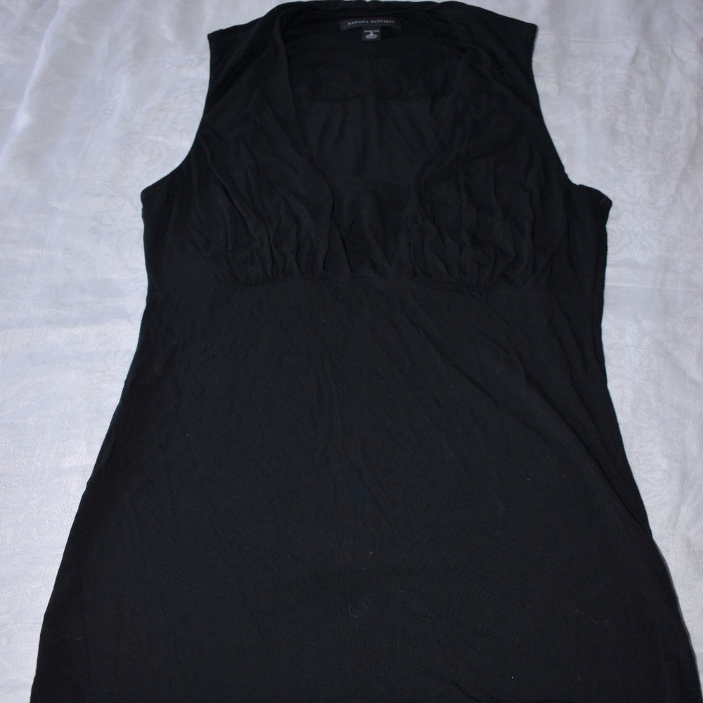 Black tank top Banana Republic women’s size small